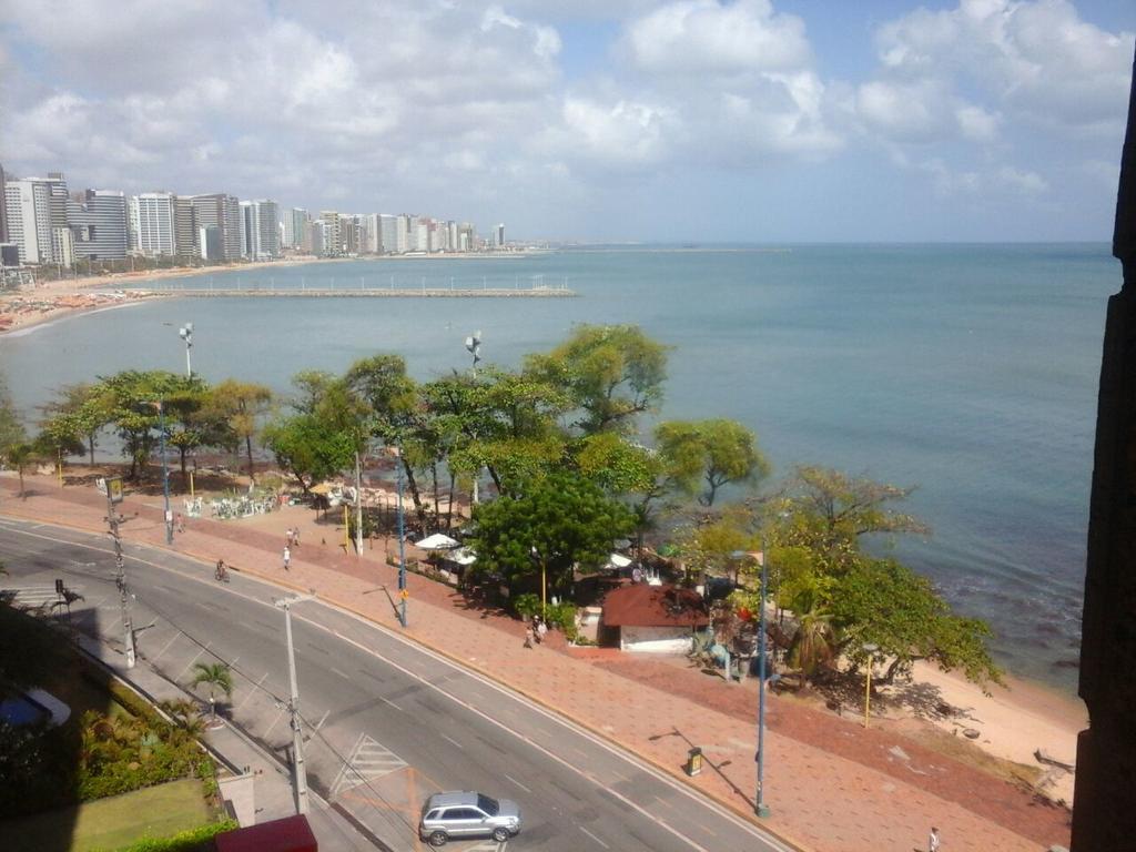 Vila Costeira Flat Apto Particular Форталеза Экстерьер фото